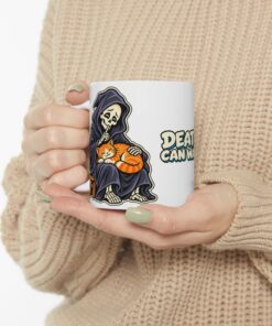DEATH CAN WAIT Cat & Grim Reaper Graphic Mug - Image 6